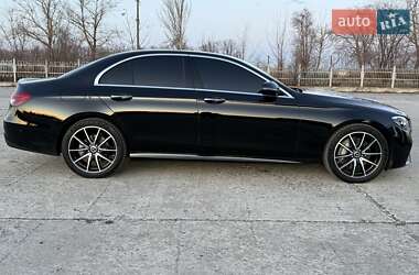 Седан Mercedes-Benz E-Class 2021 в 