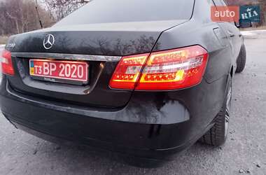 Седан Mercedes-Benz E-Class 2011 в Миргороді