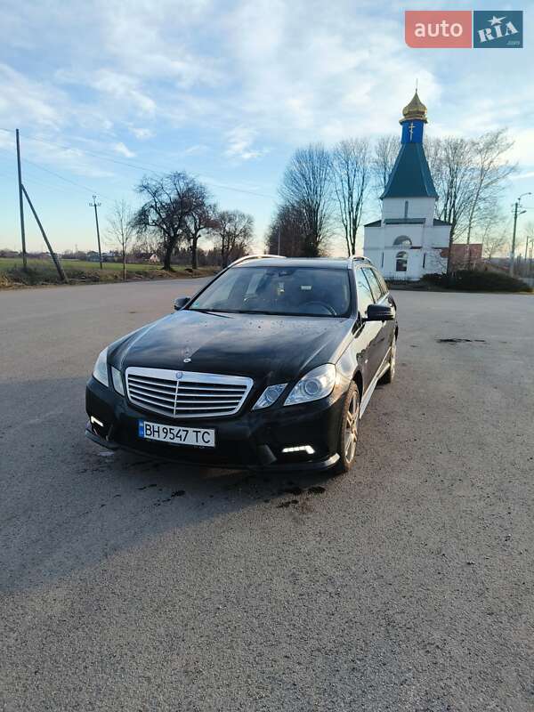 Универсал Mercedes-Benz E-Class 2010 в Городенке