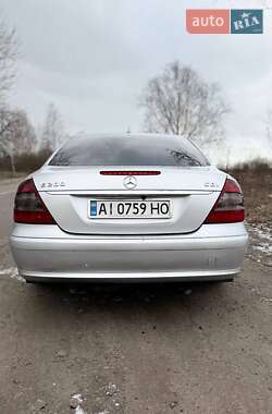 Седан Mercedes-Benz E-Class 2008 в Киеве