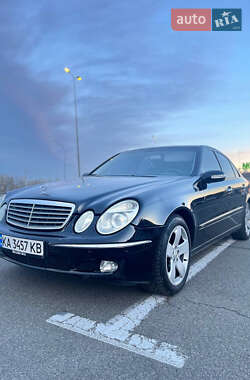 Седан Mercedes-Benz E-Class 2003 в Києві