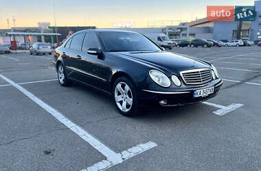 Седан Mercedes-Benz E-Class 2003 в Києві