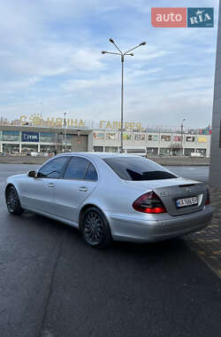 Седан Mercedes-Benz E-Class 2002 в Кривому Розі