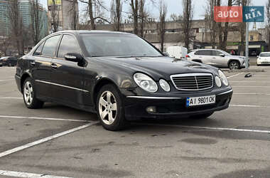 Седан Mercedes-Benz E-Class 2003 в Киеве