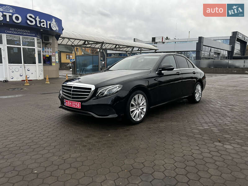 Седан Mercedes-Benz E-Class 2017 в Луцке