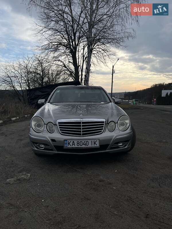 Седан Mercedes-Benz E-Class 2007 в Могилев-Подольске