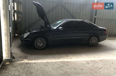 Седан Mercedes-Benz E-Class 2007 в Могилів-Подільському