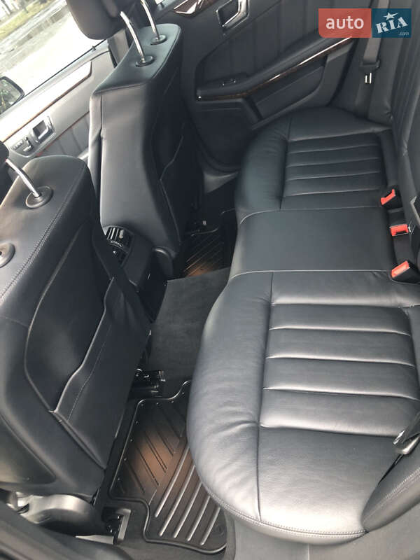Седан Mercedes-Benz E-Class 2010 в Трускавці