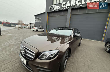 Седан Mercedes-Benz E-Class 2017 в 