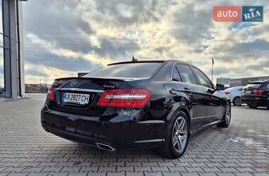 Седан Mercedes-Benz E-Class 2011 в Киеве