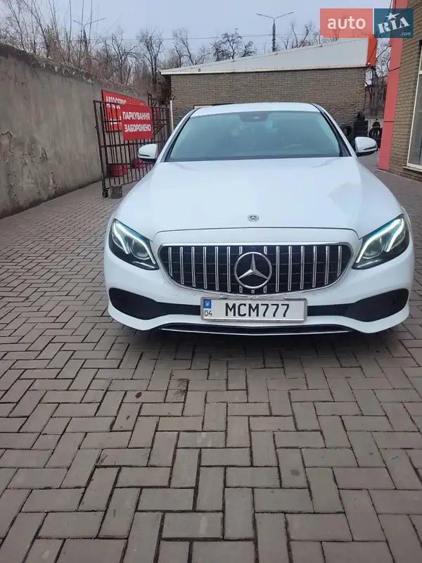 Mercedes-Benz E-Class