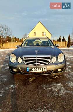 Універсал Mercedes-Benz E-Class 2008 в Костопілі