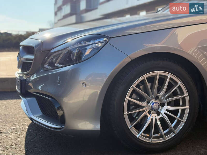 Седан Mercedes-Benz E-Class 2013 в Умани