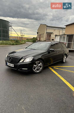 Универсал Mercedes-Benz E-Class 2011 в Львове