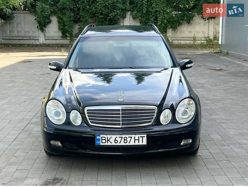 Универсал Mercedes-Benz E-Class 2005 в Владимирце