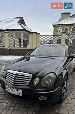 Седан Mercedes-Benz E-Class 2006 в Золочеві