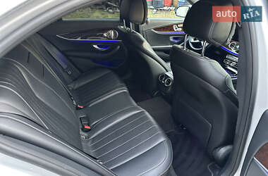 Седан Mercedes-Benz E-Class 2017 в 