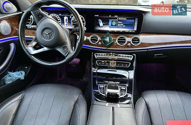 Седан Mercedes-Benz E-Class 2017 в 