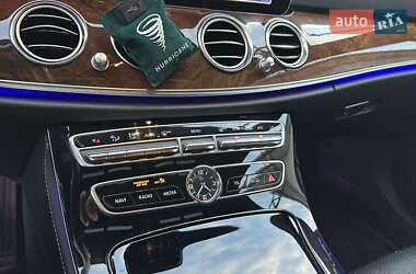 Седан Mercedes-Benz E-Class 2017 в 