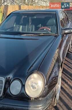 Седан Mercedes-Benz E-Class 2000 в Житомире