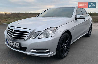 Седан Mercedes-Benz E-Class 2012 в Виннице