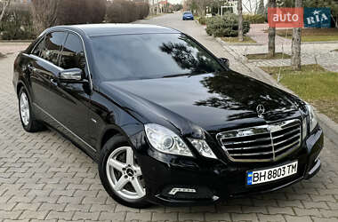 Седан Mercedes-Benz E-Class 2009 в Одессе