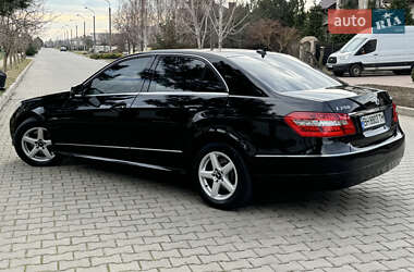 Седан Mercedes-Benz E-Class 2009 в Одессе