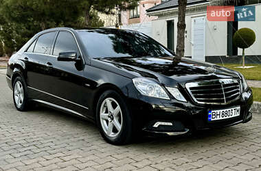 Седан Mercedes-Benz E-Class 2009 в Одессе