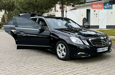 Седан Mercedes-Benz E-Class 2009 в Одессе