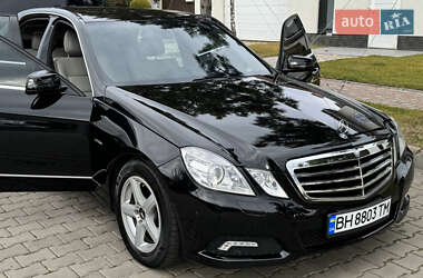 Седан Mercedes-Benz E-Class 2009 в Одессе