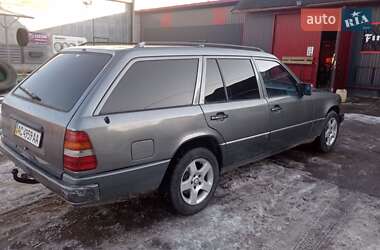 Універсал Mercedes-Benz E-Class 1986 в Володимирі