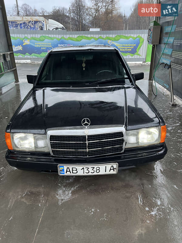 Седан Mercedes-Benz E-Class 1987 в Вінниці