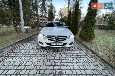 Седан Mercedes-Benz E-Class 2013 в Бориславе