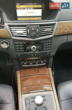 Седан Mercedes-Benz E-Class 2011 в 