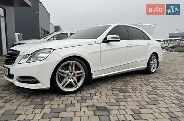 Седан Mercedes-Benz E-Class 2012 в Мукачевому