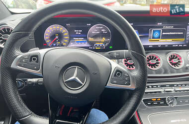 Седан Mercedes-Benz E-Class 2017 в 