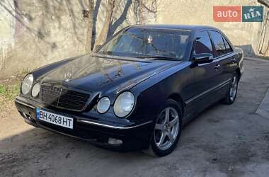 Седан Mercedes-Benz E-Class 2000 в Одессе