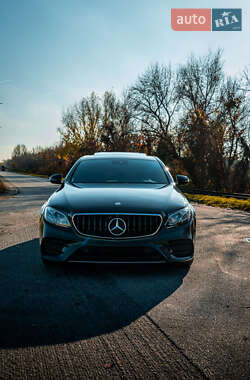 Седан Mercedes-Benz E-Class 2017 в 