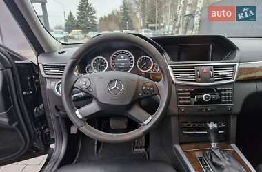 Седан Mercedes-Benz E-Class 2011 в Миргороді