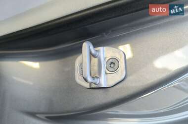 Седан Mercedes-Benz E-Class 2012 в 