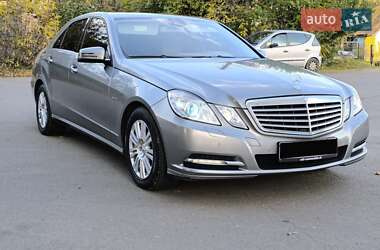 Седан Mercedes-Benz E-Class 2012 в 