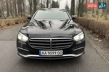 Седан Mercedes-Benz E-Class 2020 в Киеве