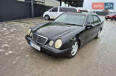 Седан Mercedes-Benz E-Class 2001 в Кам'янець-Подільському