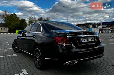 Седан Mercedes-Benz E-Class 2017 в 
