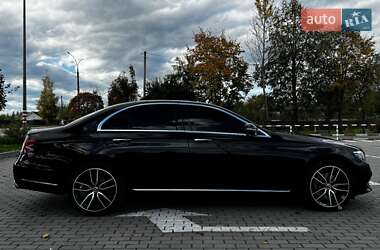 Седан Mercedes-Benz E-Class 2017 в 