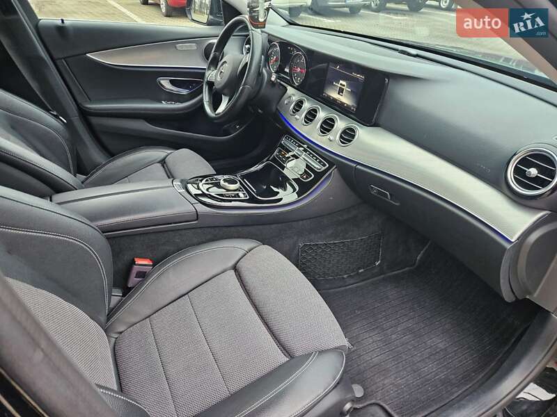 Универсал Mercedes-Benz E-Class 2016 в Житомире