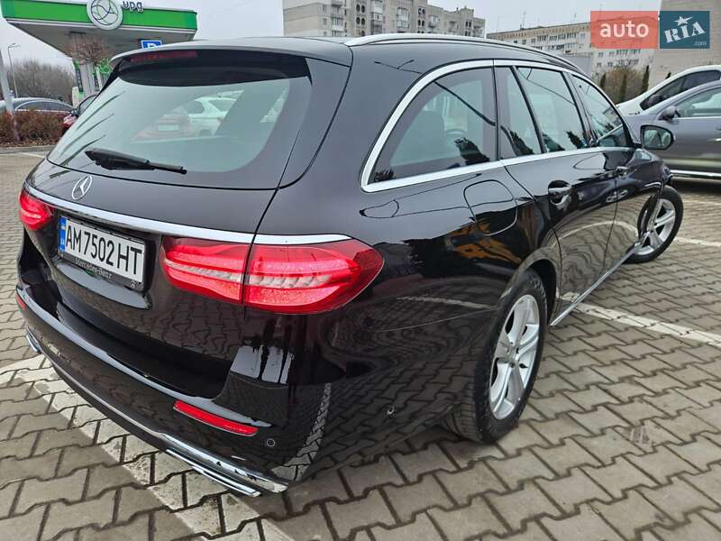 Универсал Mercedes-Benz E-Class 2016 в Житомире