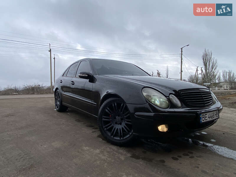 Седан Mercedes-Benz E-Class 2005 в Снигиревке фото 4 Седан Mercedes-Benz E-Class 2005 в Снигиревке