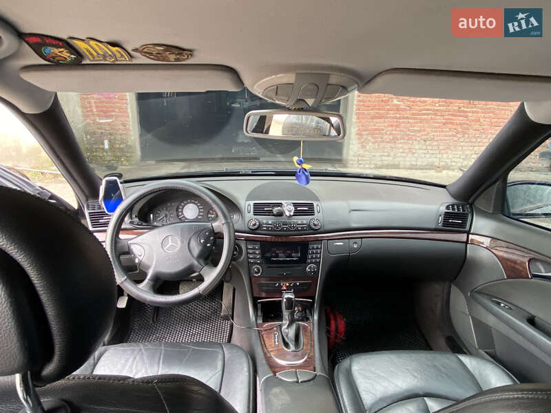Седан Mercedes-Benz E-Class 2005 в Снигиревке фото 17 Седан Mercedes-Benz E-Class 2005 в Снигиревке
