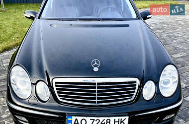 Седан Mercedes-Benz E-Class 2004 в Ужгороде